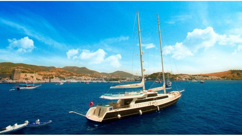 Esma Sultan photo 8